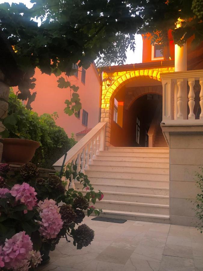 Apartment Zigo Раб Екстериор снимка