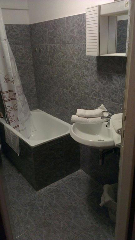 Apartment Zigo Раб Екстериор снимка